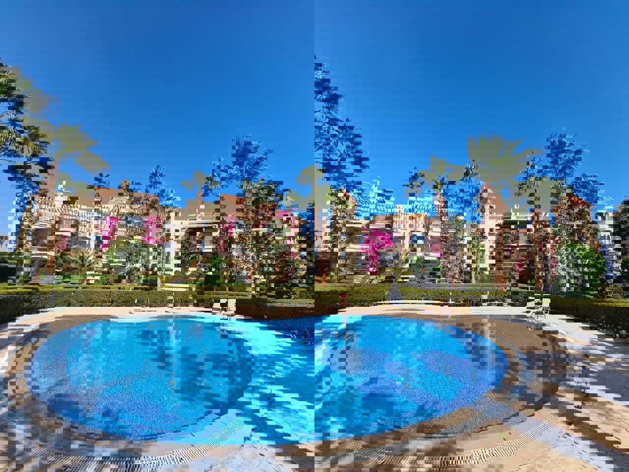 Studio for Sale in Veranda Sahl Hasheesh, Sahl Hasheesh 54 sqm with sea view - Studio in Sahl Hasheesh, Hurghada (1)